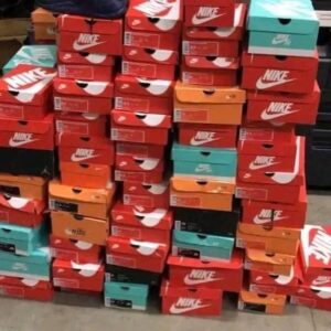 Mixed sneaker pallet